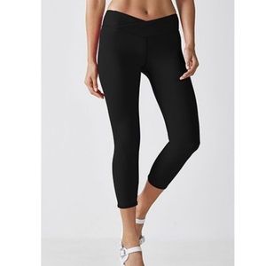 Fabletics Winn Solid Powerhold Capris